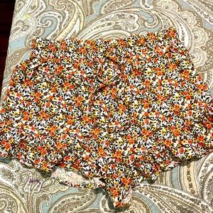 Wild fable women’s flowy shorts size L